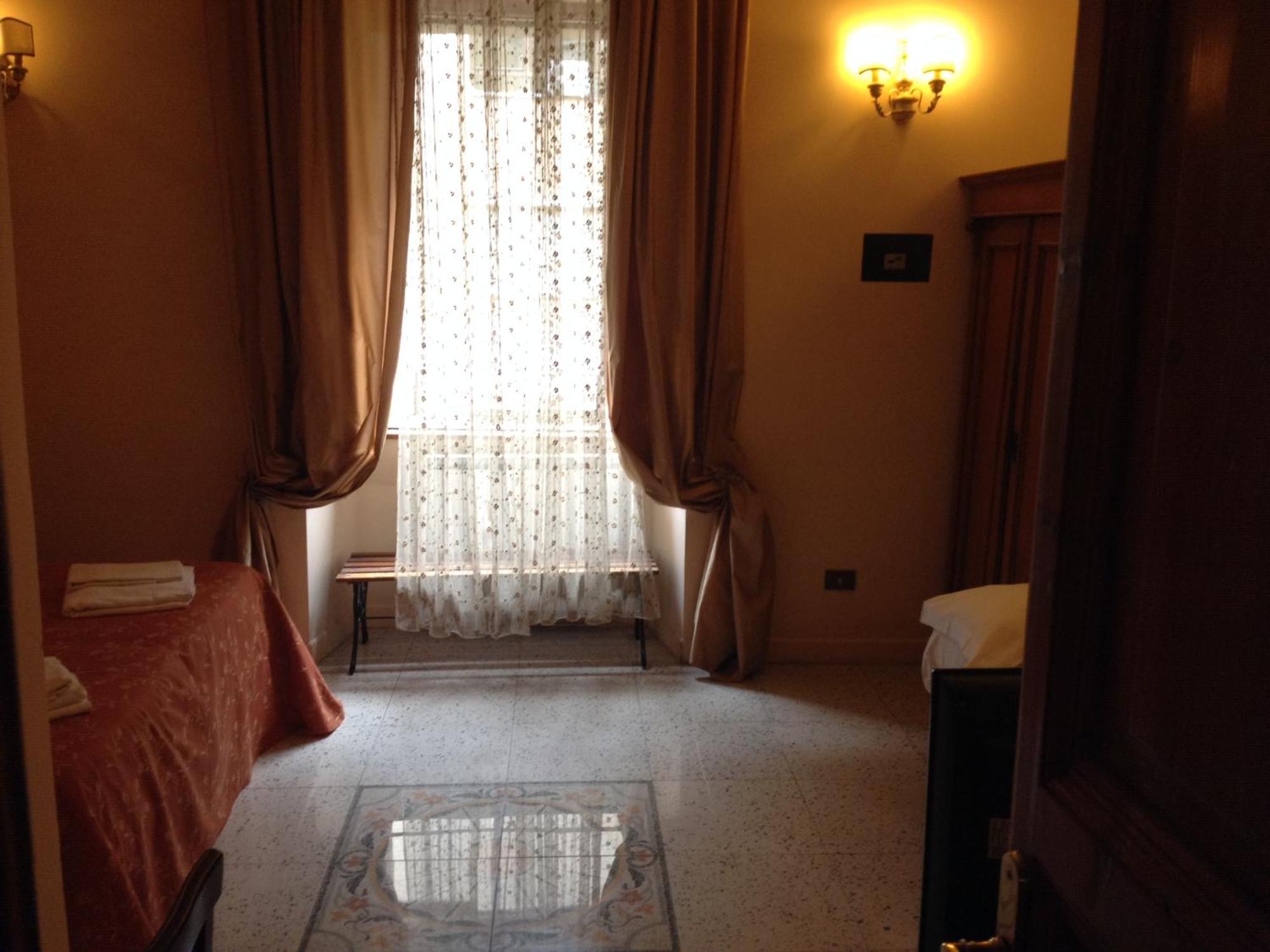 Maison De Marta Roma Habitación foto
