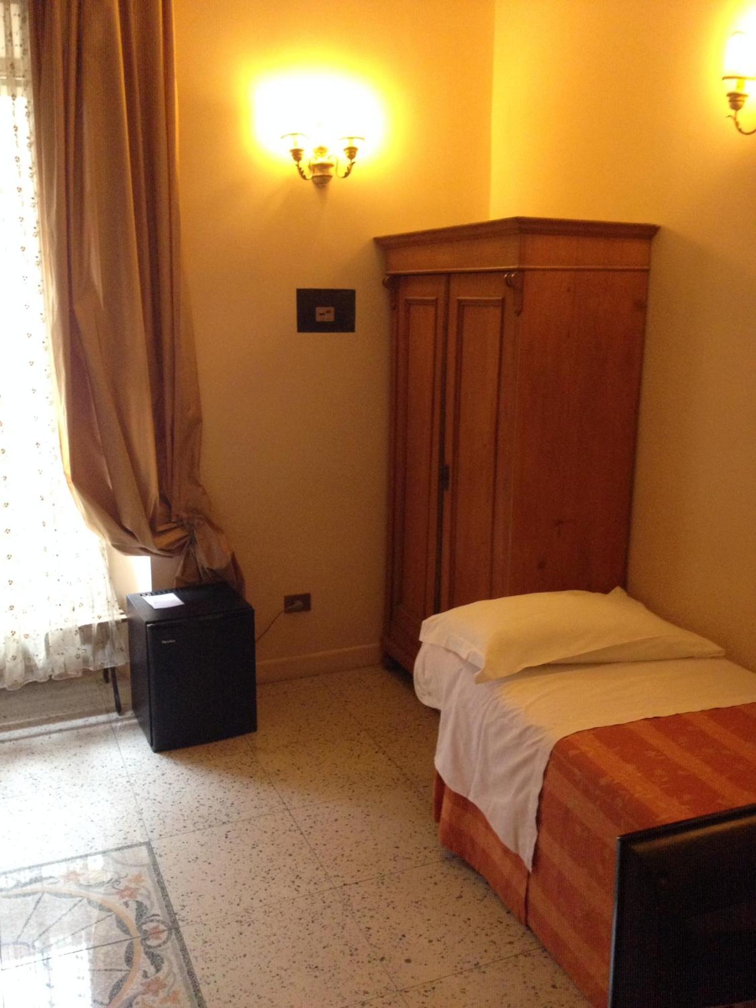 Maison De Marta Roma Habitación foto
