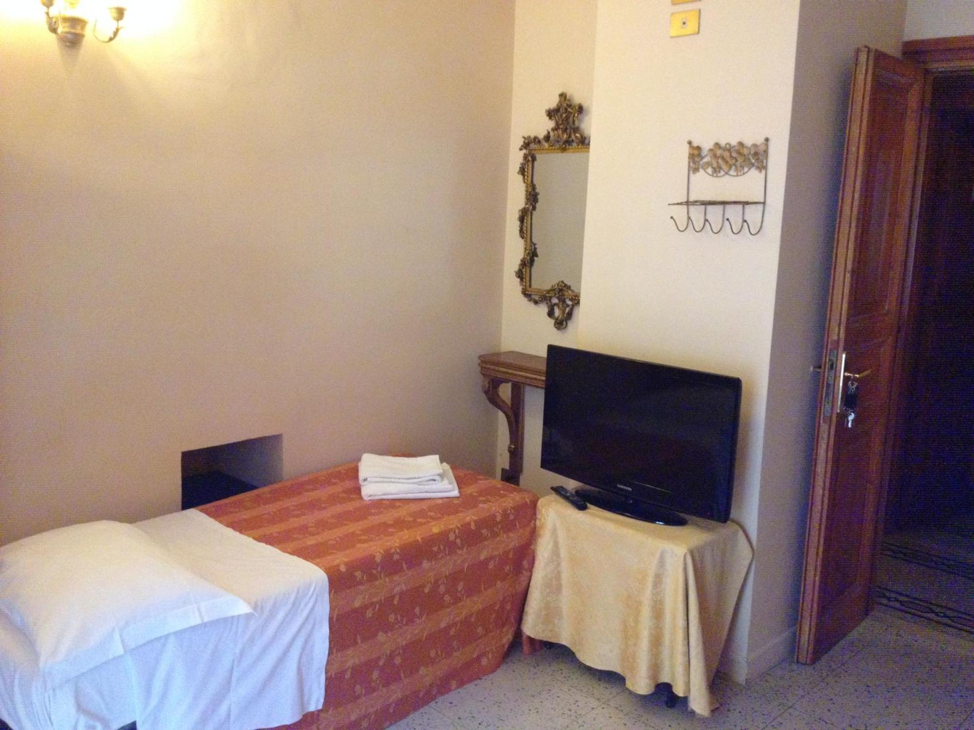 Maison De Marta Roma Habitación foto