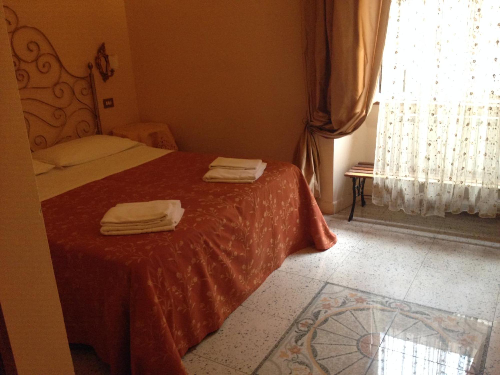 Maison De Marta Roma Habitación foto