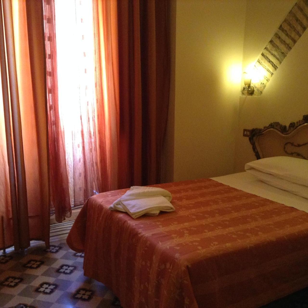 Maison De Marta Roma Habitación foto